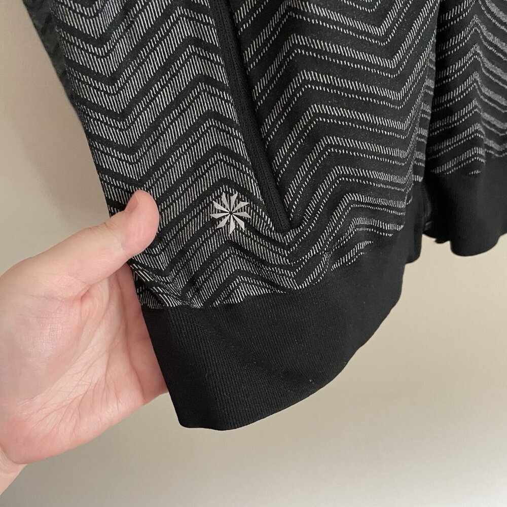 Athleta Sz L Chevron Outdoor Full Zip Lightweight Base Layer Andes Hybrid Jacket - Picture 4 of 10